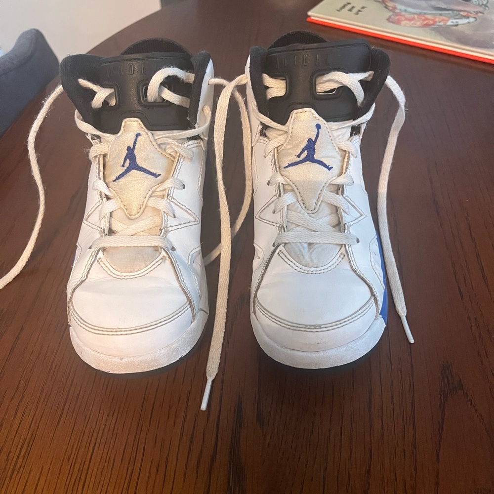 Jordan Kids White and Blue Sneakers Hightops basketball shoes